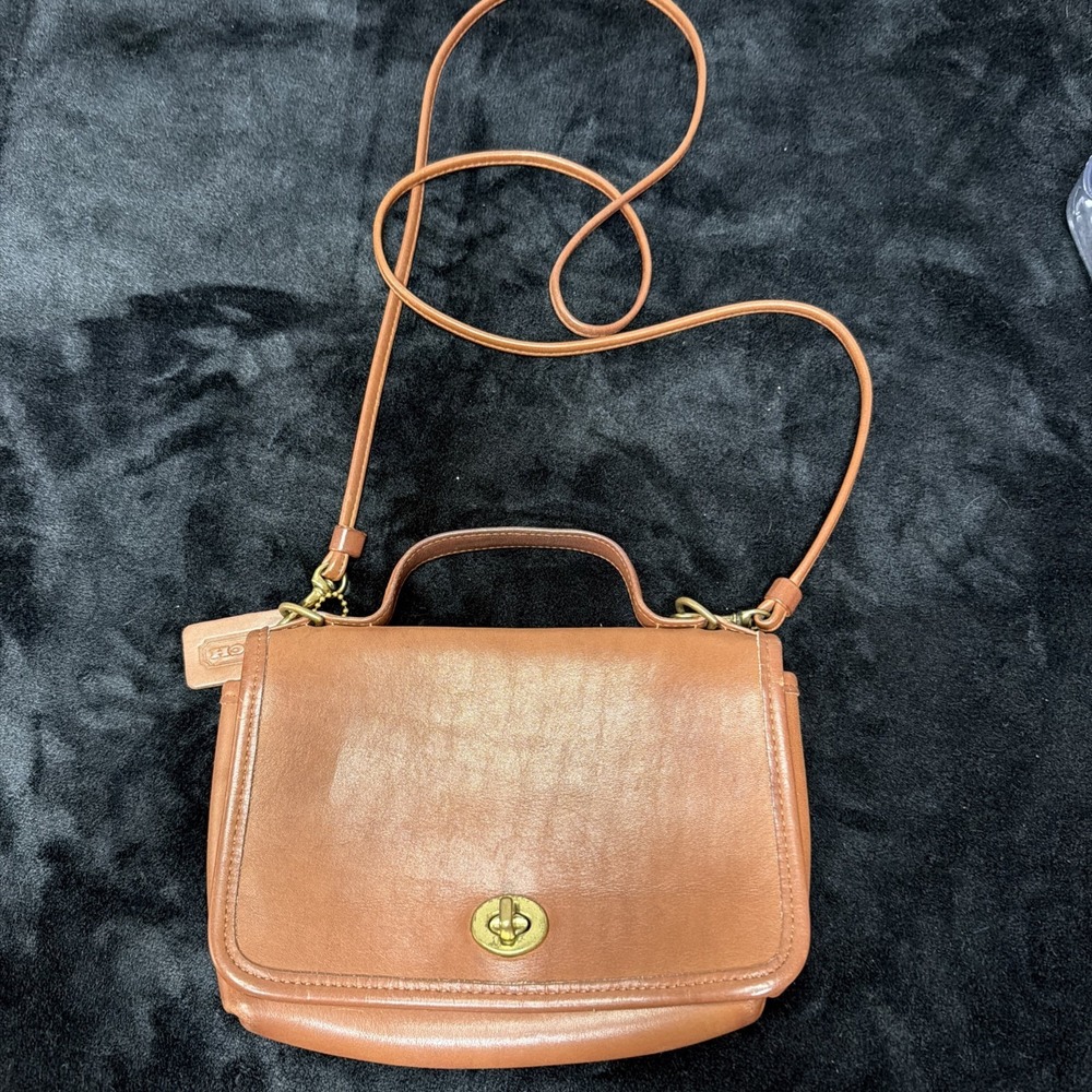 Coach Casino Leather Crossbody/top Handle Turn Latch Bag Purse Vintage Tan